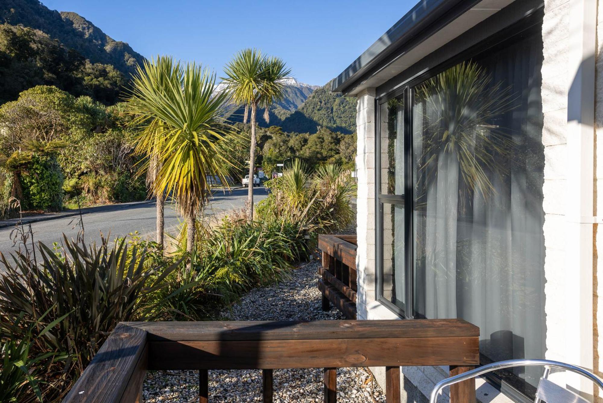 Alpine Glacier Motel Franz Josef Exterior foto